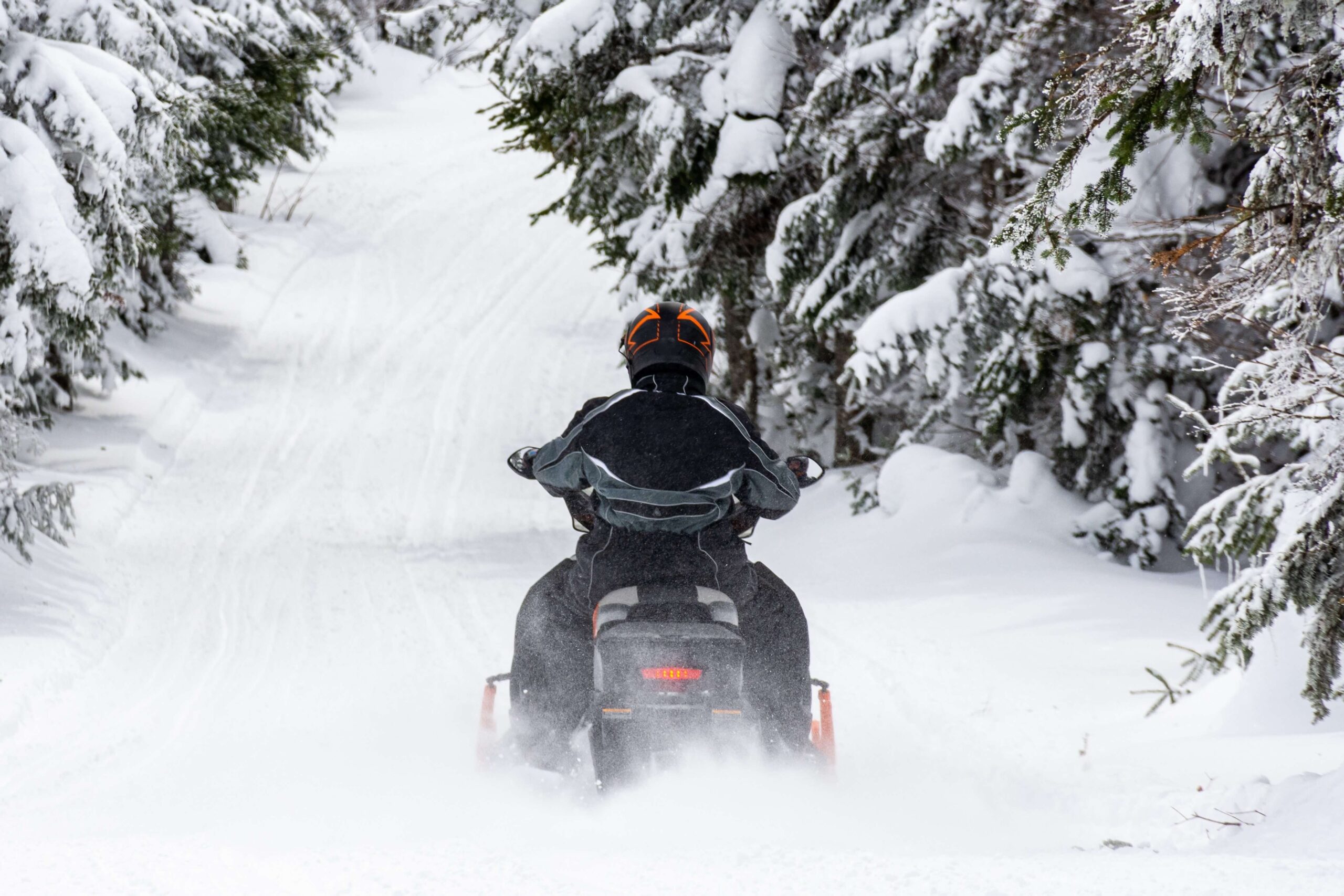 Where To Rent A Snowmobile In Central Oregon